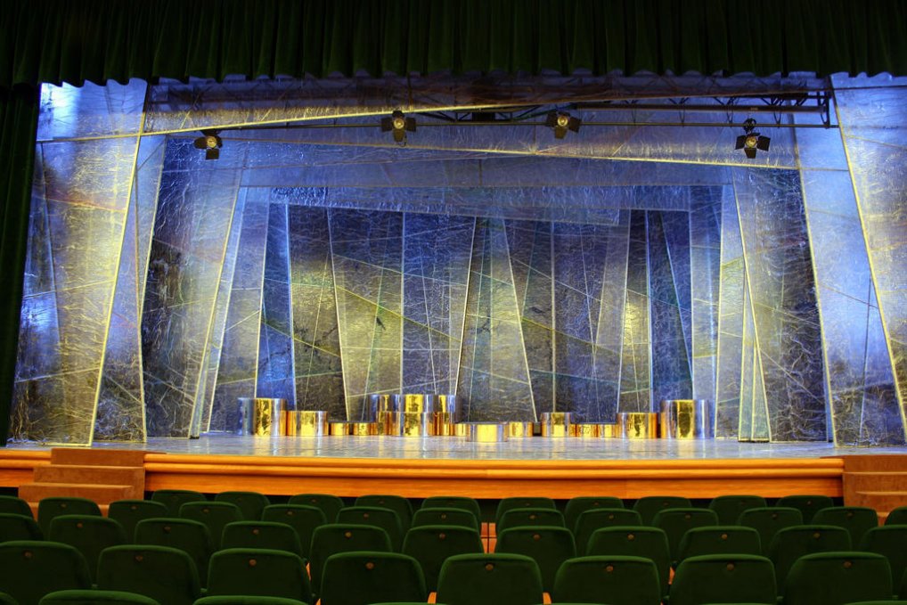 Scopri il teatro